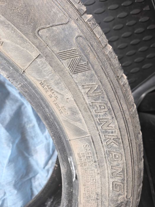 Продам Шины 2 шт