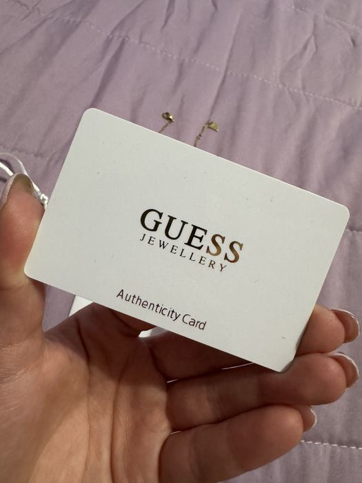 Колие с камъни на Guess