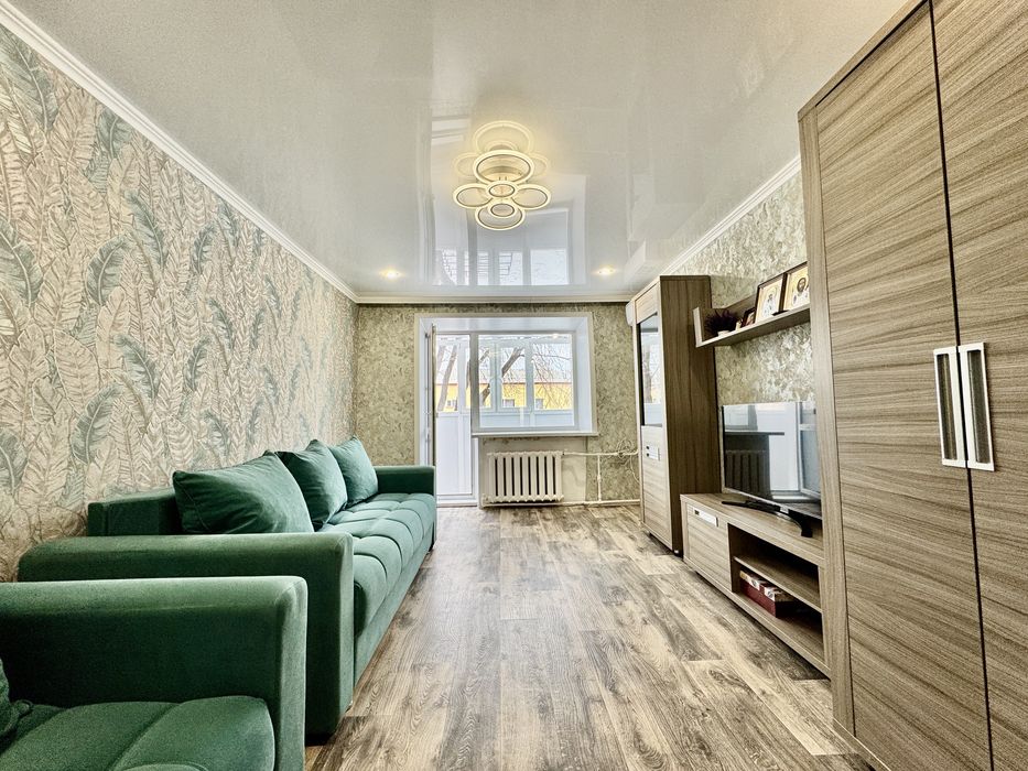 3-комнатная квартира МИХАЙЛОВКА ул.Доватора 3\2