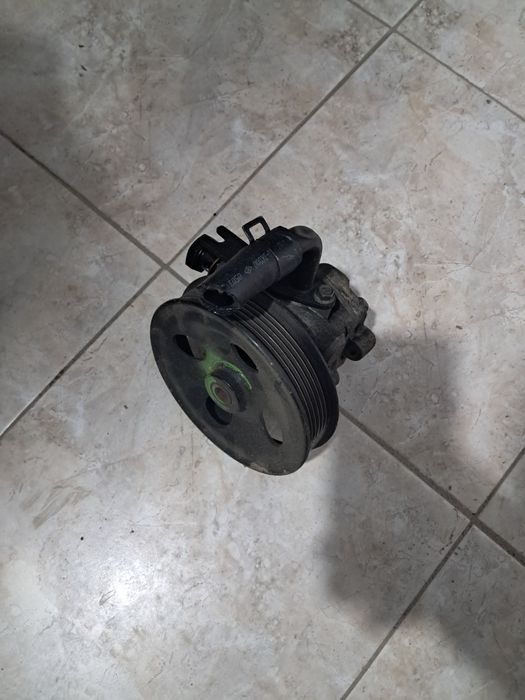 Хундай Санато Гур насос б/у.