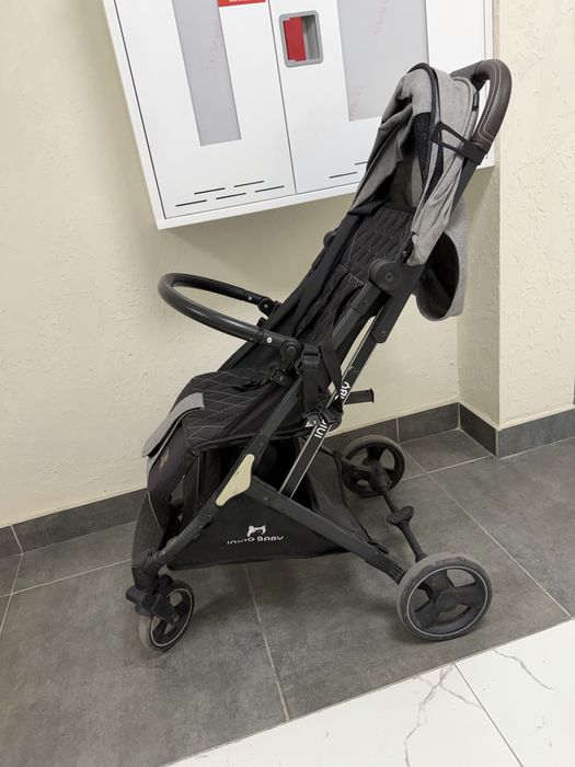 Продам прогулочную коляску