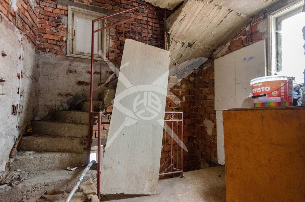 Продава се Етаж от къща в с. Волуяк, Област София-град - 180 кв.м за 889 €/кв.м - Снимка #13