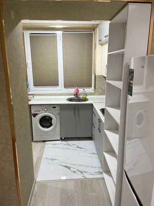 Сдается 2-х комнатная квартира р-н Мирабад ! 312*
550 у.е.
Договорная