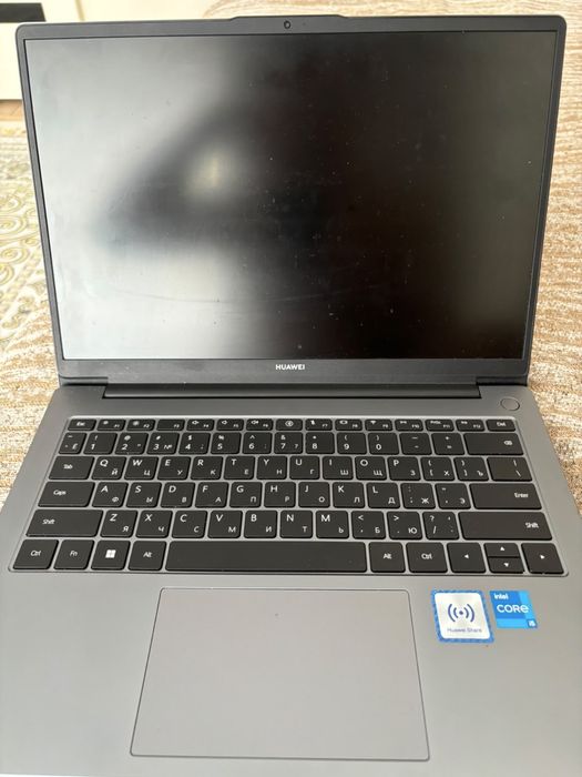 Ноутбук Huawei Matebook