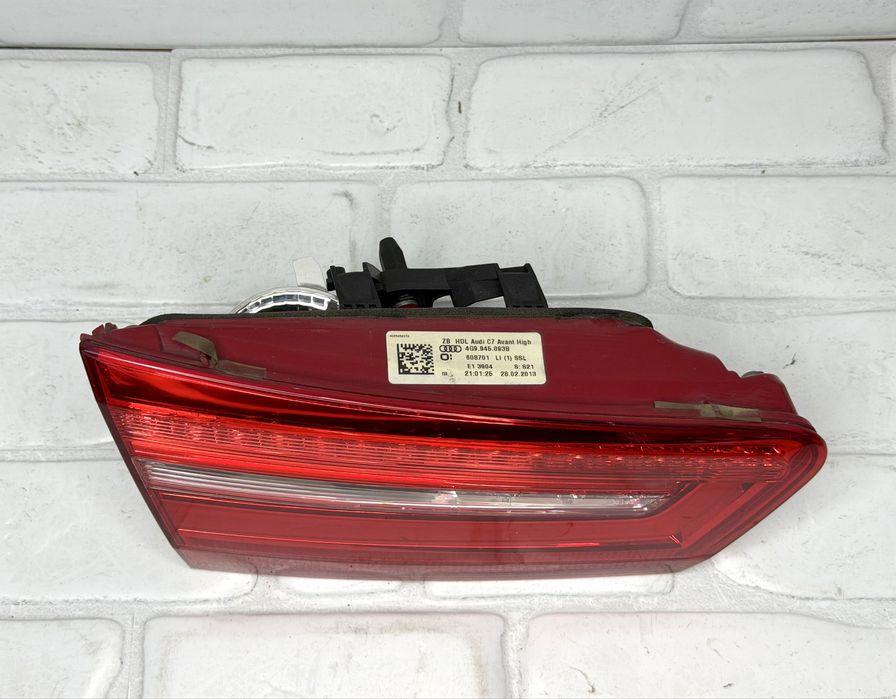 Ляв вътрешен стоп AUDI A6 4G 4G9945093B