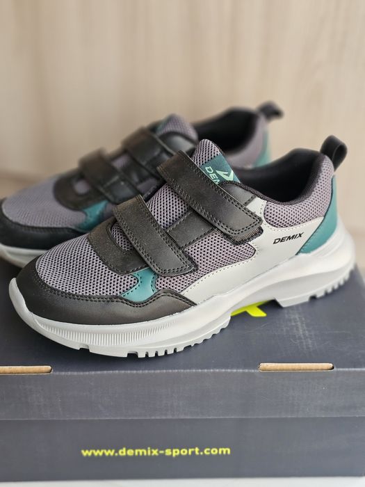 Кроссовки очень легкие Demix 36 размер