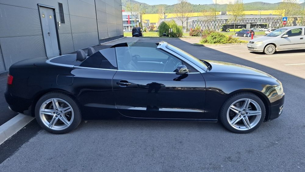 Vand Audi A5 an 2009 decapotabil