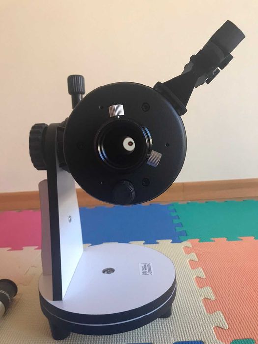 Bushnell NorthStar 102 mm/1300mm Maksutov-Cassegrain телескоп + окуляри+ диагонал+red-dot търсач
