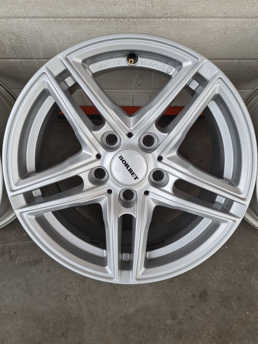Джанти BORBET за BMW VW T5 T6 OPEL Insignia R16 5x120 ET31 7J