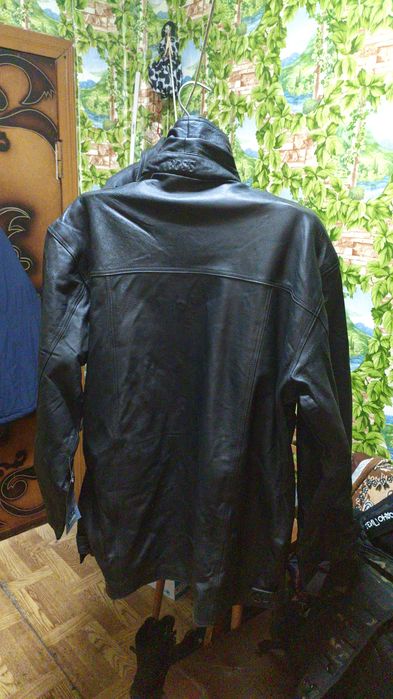 Кожаная куртка Hugo Boss НОВАЯ