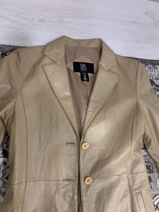 palton de piele adevărata, pe corp