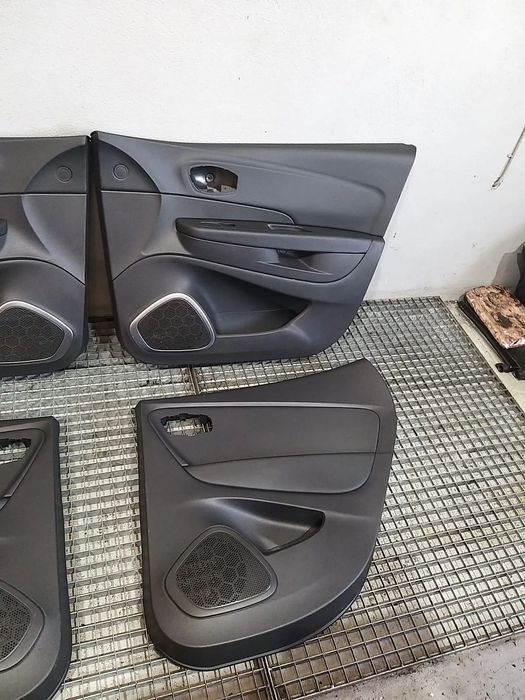 Set fete tapiterii usi renault captur 1 j5 h5 809011849r