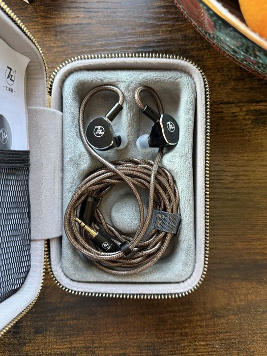 Casti 7Hz x Crinacle Diablo Planar Magnetic Driver IEM