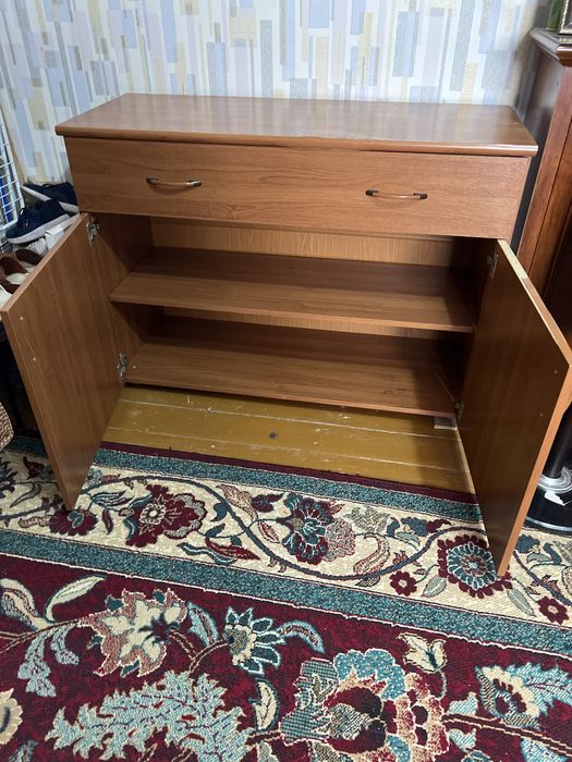 Продам комод для одежды.