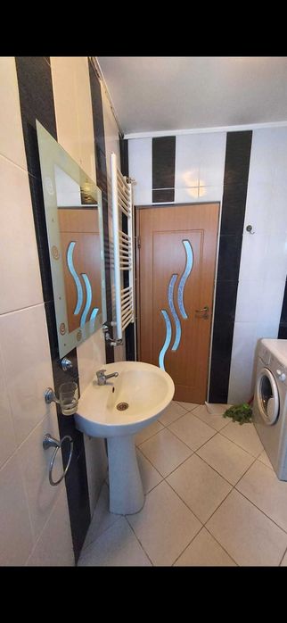 Vanzare apartament 2 camere