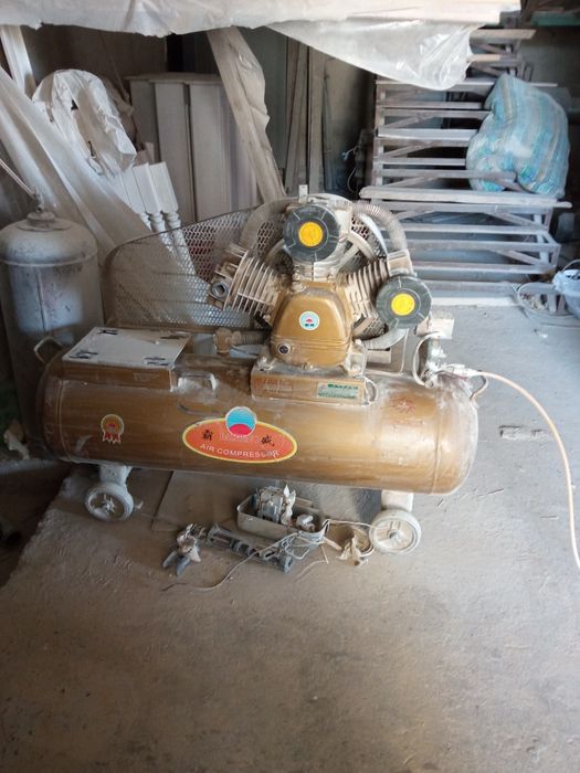 Компрессор 100 литров