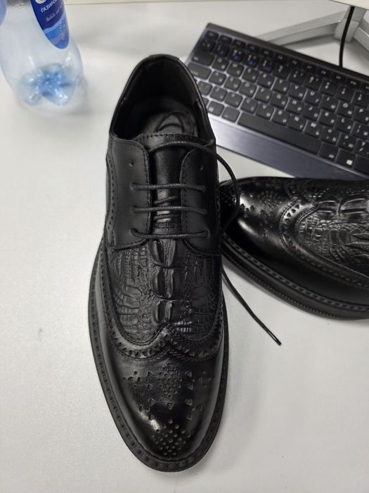 Продаю туфли броги