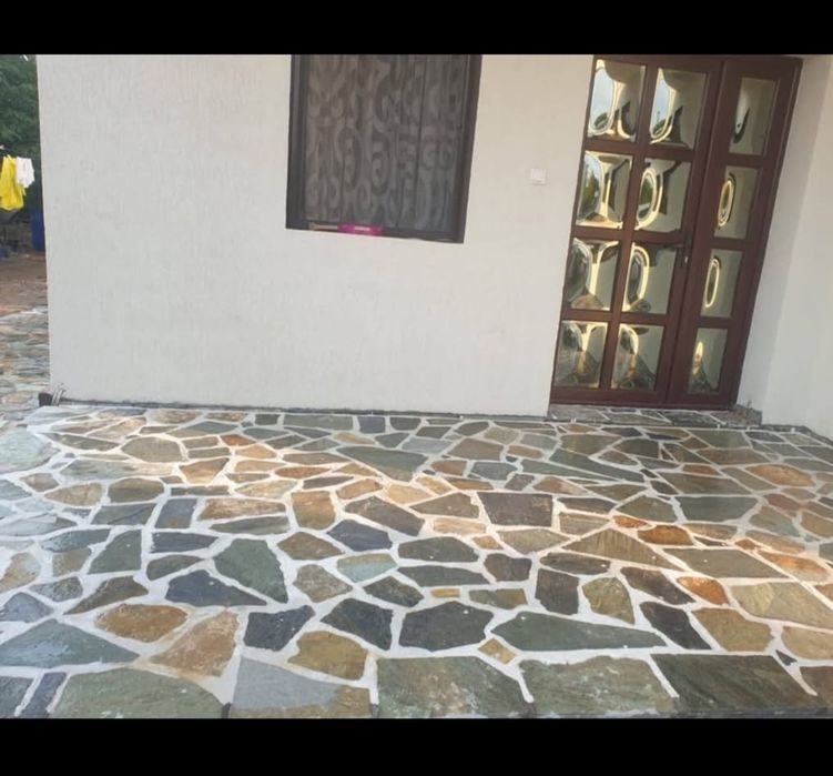 Vând piatra și montez