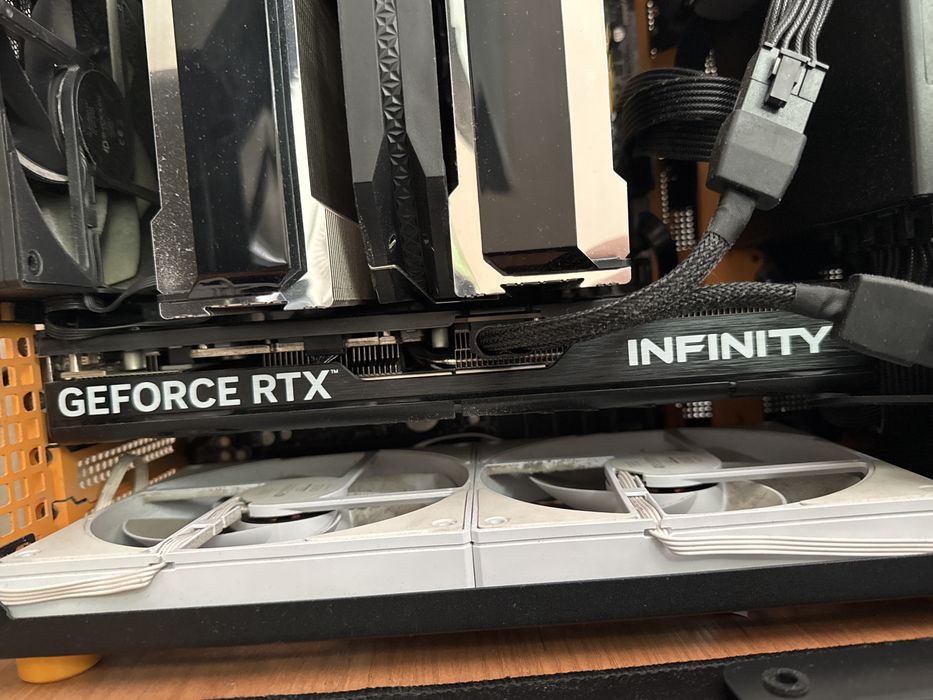Видеокарта RTX 5070 12 gb