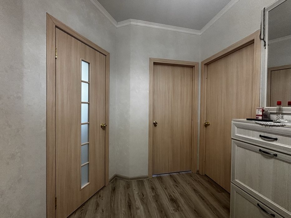 Продам двери межкомнатные