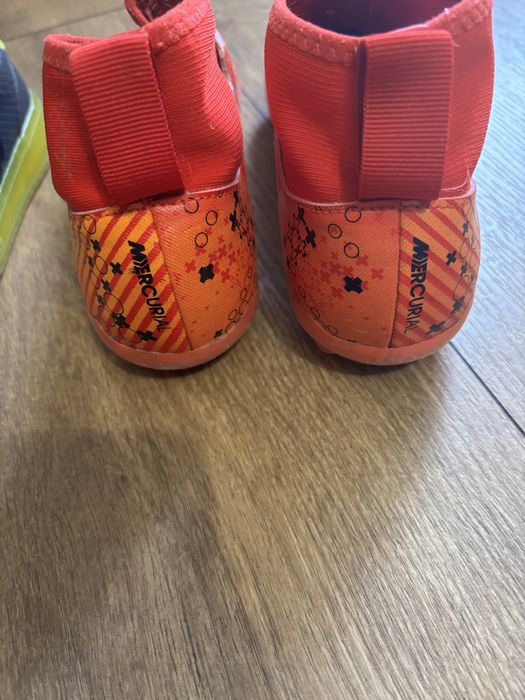 Детски бутонки Nike