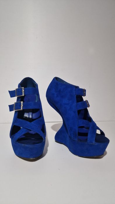 Продам босоножки, 39 размер