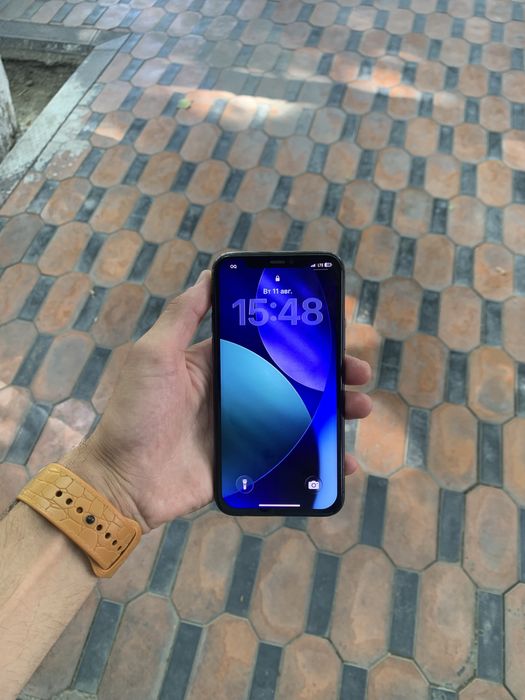 Iphone 11 pro 190$ kelishiladi