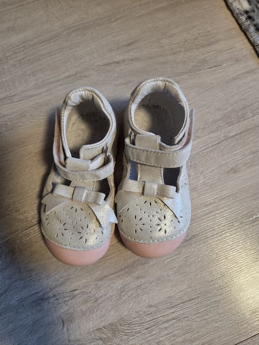 Обувки D.DStep номер 23