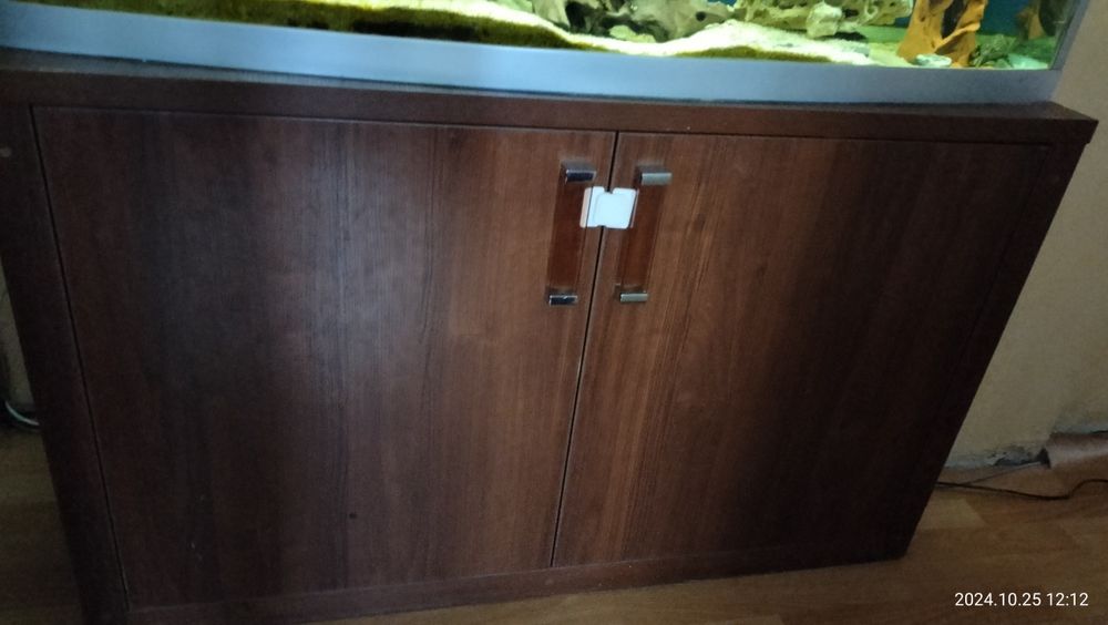 Аквариум с рыбками