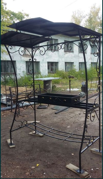 Решетки на окна.