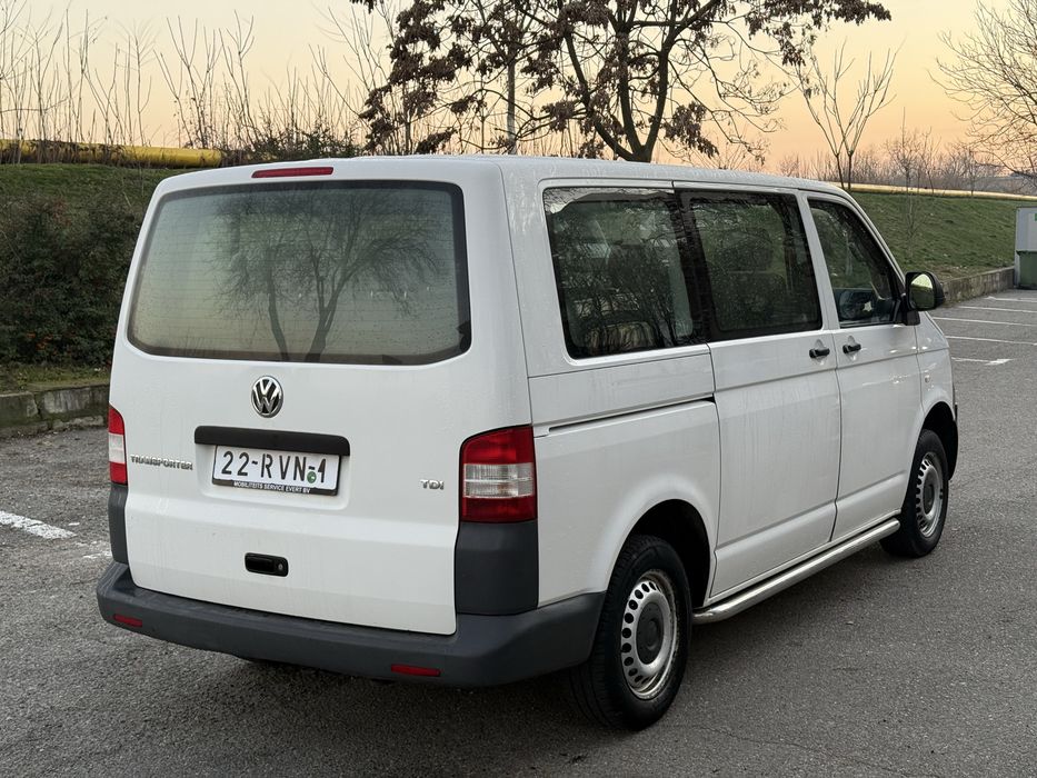 VOLKSWAGEN Transporter 2012 — imagine 5