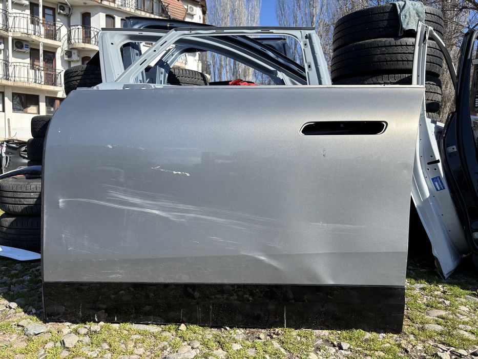 Врата БМВ ИХ/BMW Ix I20