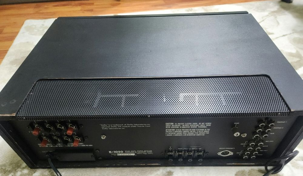 Amplificator Luxman R-1050