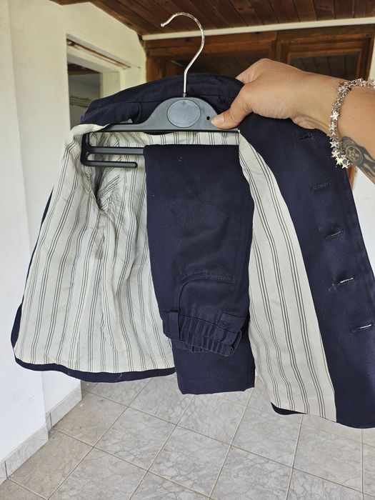 Нов Детски костюм