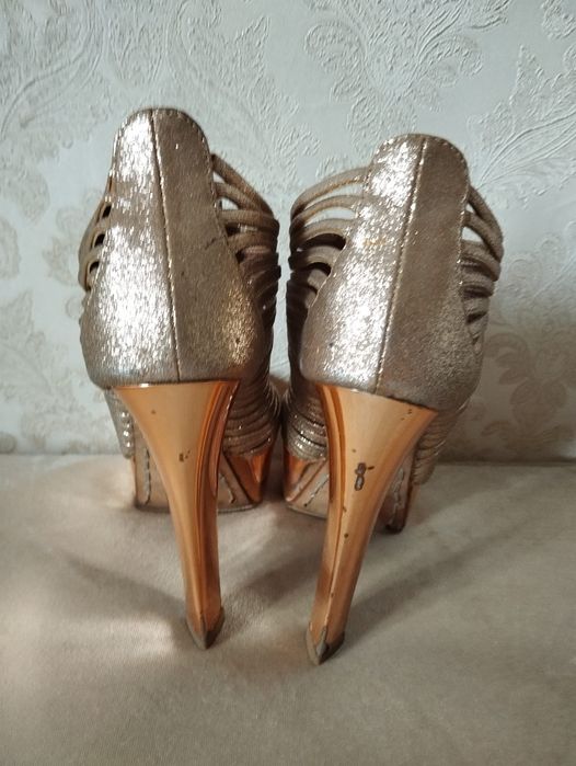 Куртки и обувь обмен