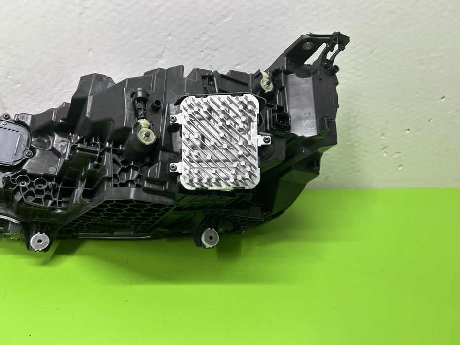 Far bmw ix i20 full led adaptiv shadow line dreapta 2020-2024