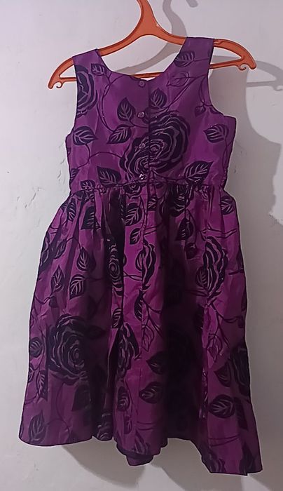 Детиский кўйнакча.