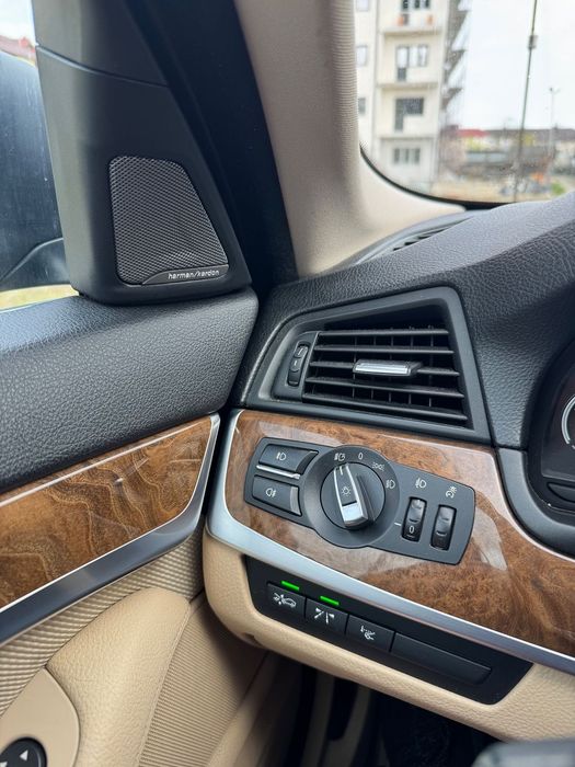 BMW Seria 5 F10 520d Carplay 3 butoane