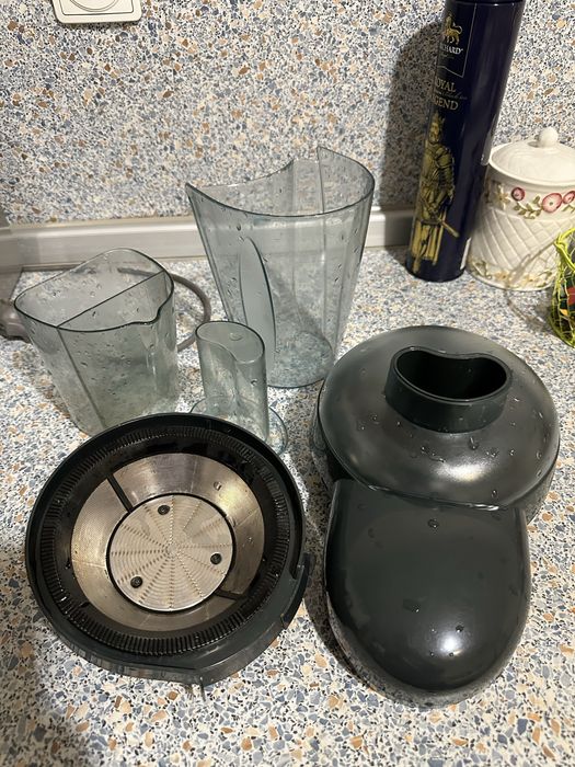 Соковыжималка Moulinex Frutti Pro Plus (600W)