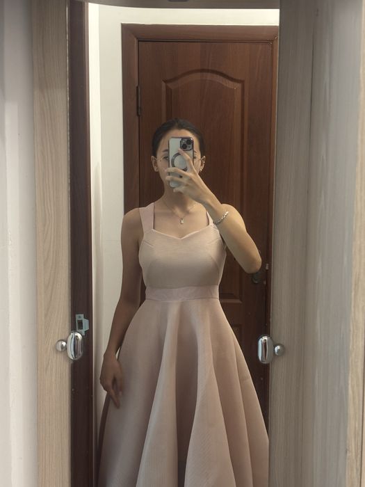 продам пышную платье