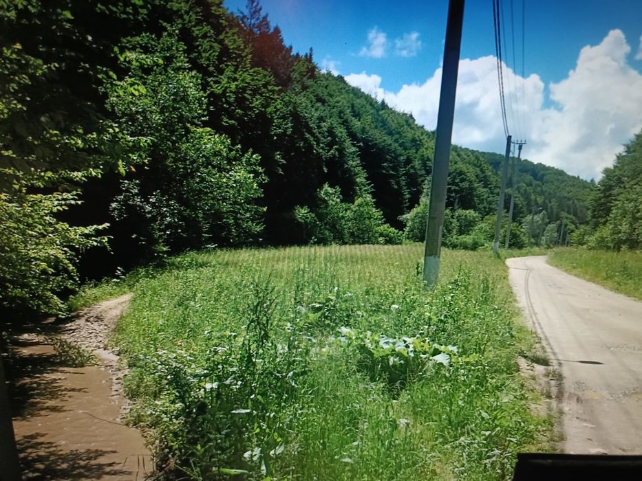 Teren intravilan de vânzare