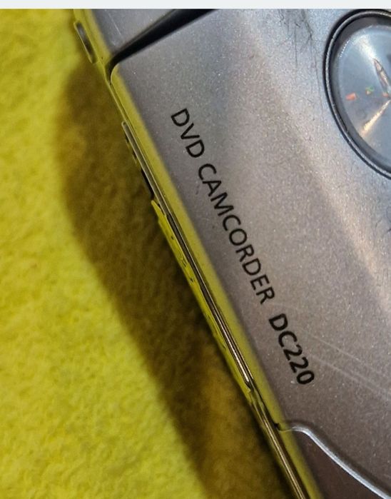 Camera foto / video funcționează doar în priză