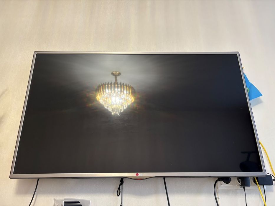Продам телевизор LG