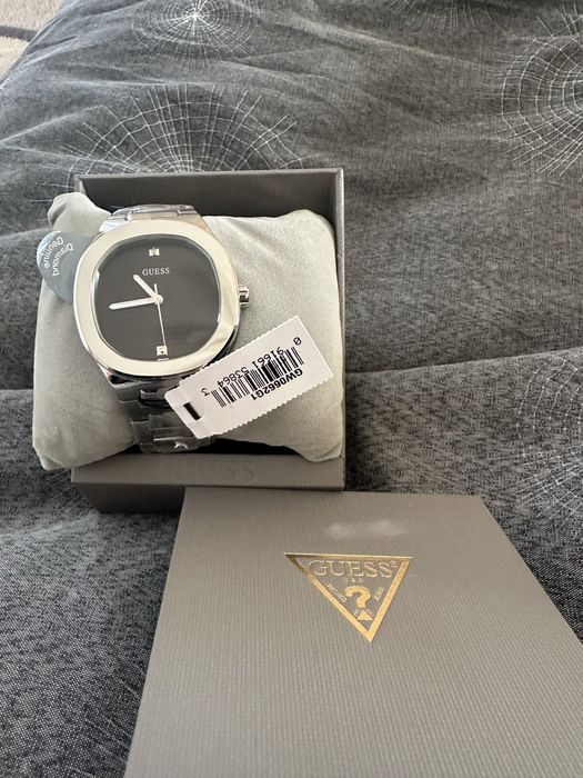 Оригинални мъжки часовници guess