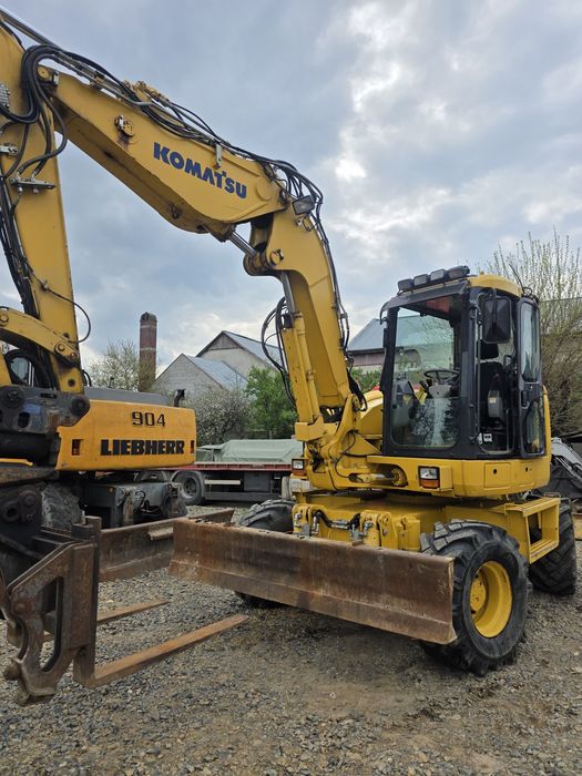 Excavator Komatsu 13.5 tone