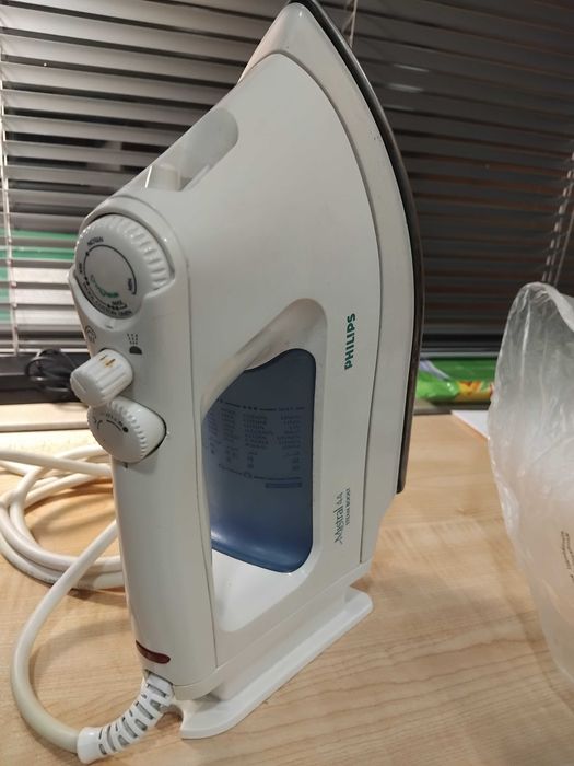 Парна ютия Филипс