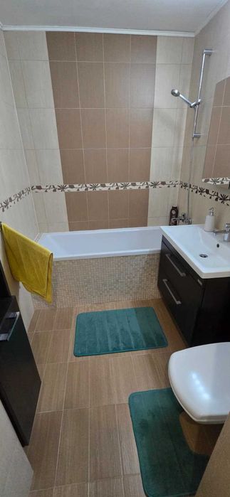 Chirie Ap 3 camere