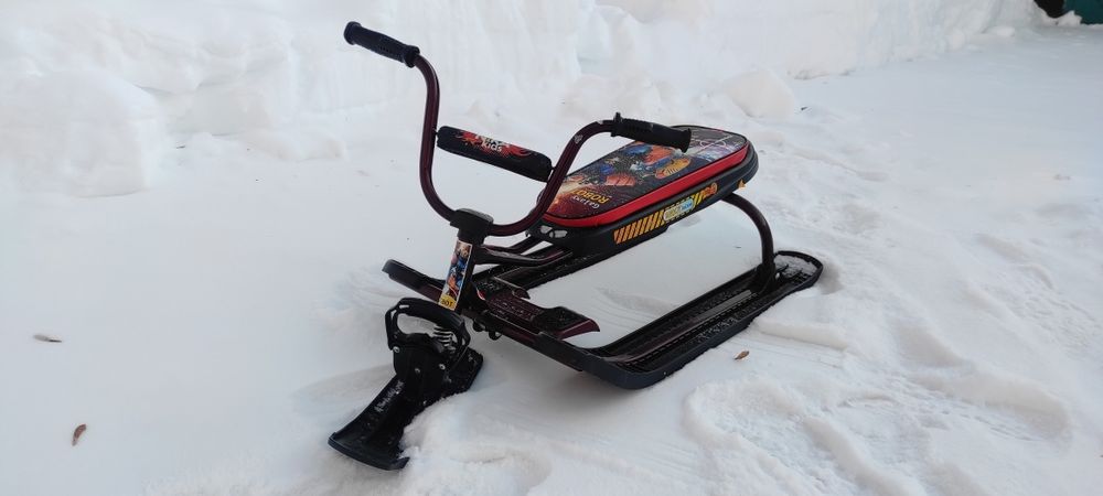Продам детский снегокат