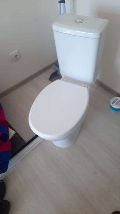 Продам унитаз в хорошем состоянии