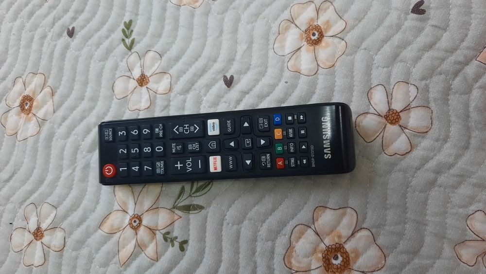 Продам телевизор смарт